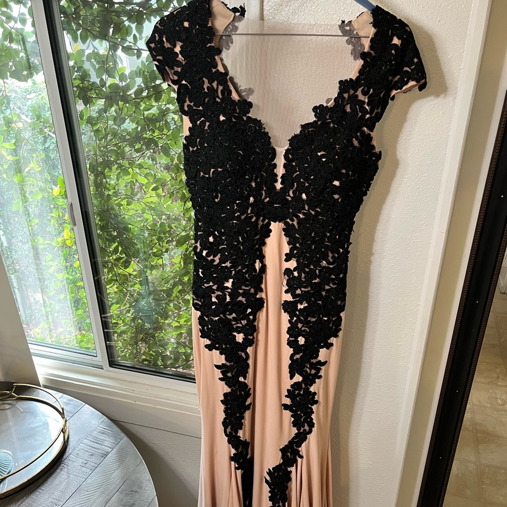 EUC Nude Maxi Mermaid Evening Gown